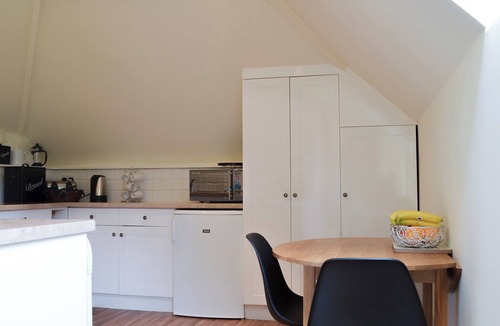 Peasedown Saint John Cottage | 1 bedroom accommodation in Carlingcott