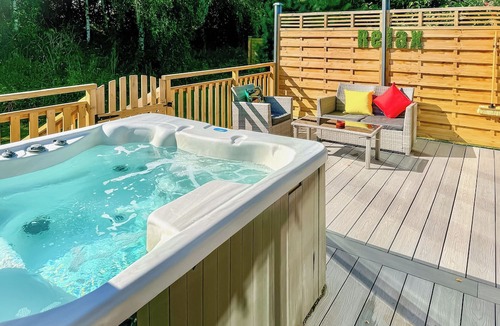 Raywell Ski Chalet | 1 bedroom accommodation in Raywell, Beverley