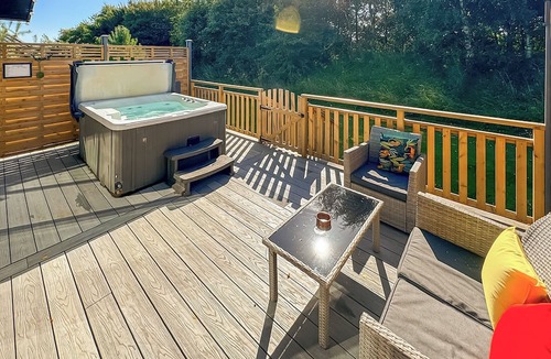 Raywell Ski Chalet | 1 bedroom accommodation in Raywell, Beverley