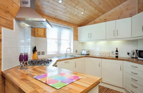 Raywell Ski Chalet | 1 bedroom accommodation in Raywell, Beverley