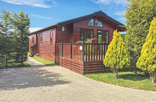 Scawton Ski Chalet | 1 bedroom accommodation in Easingwold