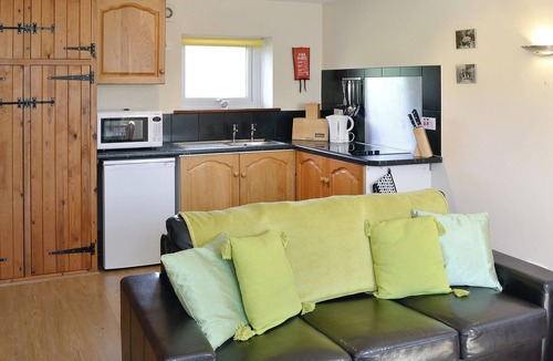 Littlebredy Cottage | 1 bedroom accommodation in Winterbourne, Steepleton