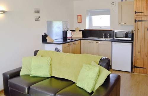 Littlebredy Cottage | 1 bedroom accommodation in Winterbourne, Steepleton