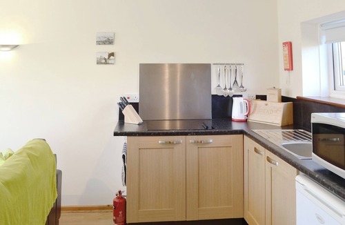 Littlebredy Cottage | 1 bedroom accommodation in Winterbourne, Steepleton