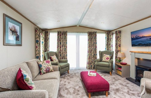 Inverurie Ski Chalet | 1 bedroom accommodation in Nr Kintore