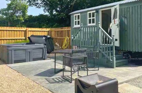 Halfway House Cottage | 1 bedroom accommodation in Shrewsbury