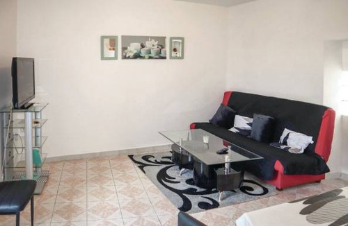 Sablet House | 1 bedroom accommodation in Sablet
