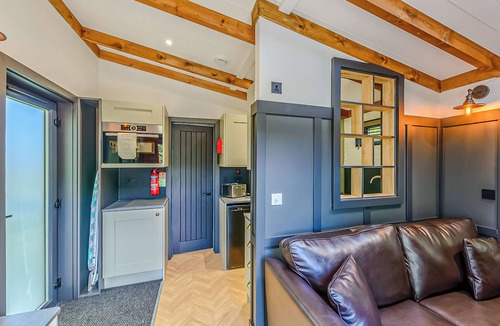 Newton Grange Ski Chalet | 1 bedroom accommodation in Ashbourne