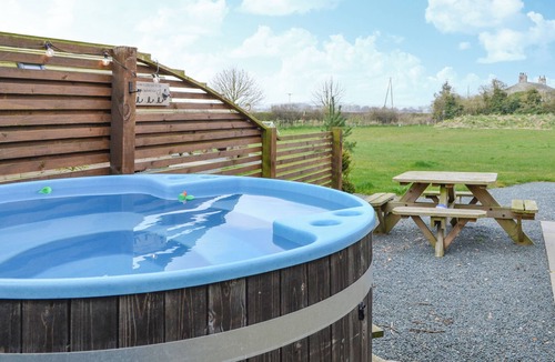 Driffield Apartment | 1 bedroom accommodation in Kelk, near Driffield