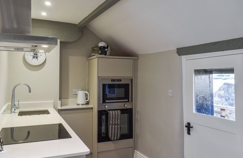 Dronfield Cottage | 1 bedroom accommodation in Dronfield