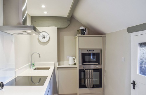 Dronfield Cottage | 1 bedroom accommodation in Dronfield