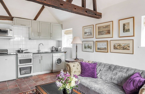Haslemere Cottage | 1 bedroom accommodation in Fernhurst