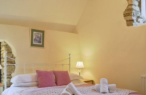 Kidlington Cottage | 1 bedroom accommodation in Thrupp, Kidlington