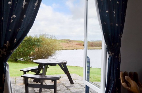 Lochmaddy Cottage | 1 bedroom accommodation in Lochmaddy