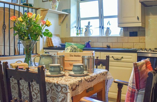 Ashover Cottage | 1 bedroom accommodation in Northedge