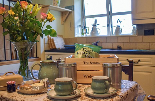 Ashover Cottage | 1 bedroom accommodation in Northedge