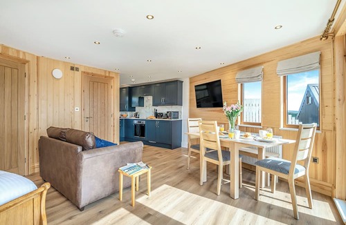 Sowerby Bridge Ski Chalet | 1 bedroom accommodation in Ripponden