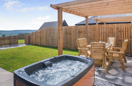 Sowerby Bridge Ski Chalet | 1 bedroom accommodation in Ripponden