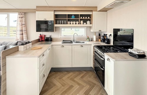 Castle Douglas House | 1 bedroom accommodation in Sandgreen