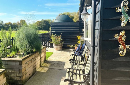 Whepstead Cottage | 1 bedroom accommodation in Whepstead