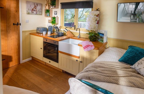 Wichenford Cottage | 1 bedroom accommodation in Ockeridge, Worcester