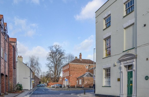 Beverley Cottage | 1 bedroom accommodation in Beverley
