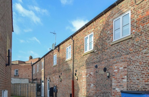 Beverley Cottage | 1 bedroom accommodation in Beverley