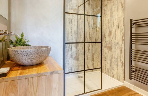 North Charlton Cabin | 1 bedroom accommodation in Chathill, Nr Alnwick