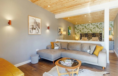 North Charlton Cabin | 1 bedroom accommodation in Chathill, Nr Alnwick