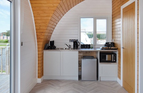 Kirk Sandall Cottage | 1 bedroom accommodation in Hatfield