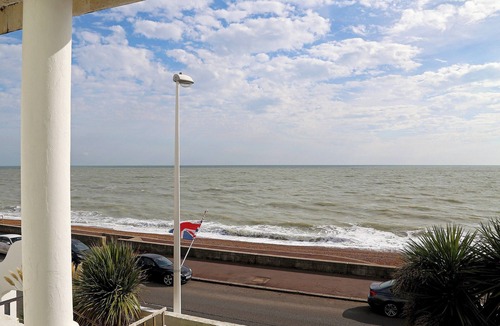 Sandgate Cottage | 1 bedroom accommodation in Sandgate