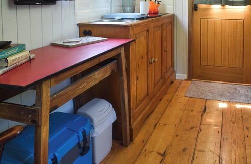 Irstead Cottage | 1 bedroom accommodation in Westwick