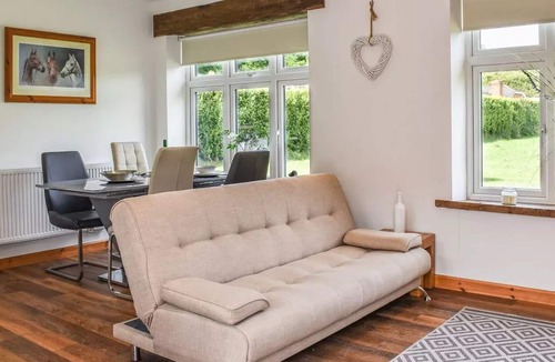 Canford Magna Cottage | 1 bedroom accommodation in Wimborne