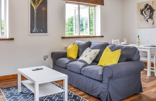 Canford Magna Cottage | 1 bedroom accommodation in Wimborne