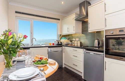 Brixham Apartment | 1 bedroom accommodation in Brixham
