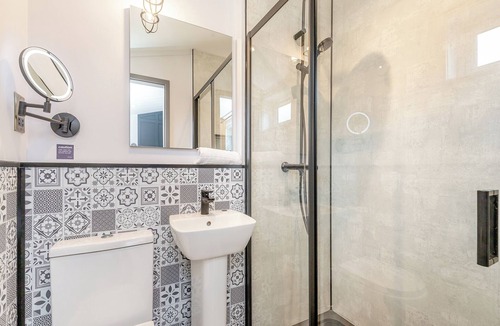 Caerwys Ski Chalet | 1 bedroom accommodation in Caerwys