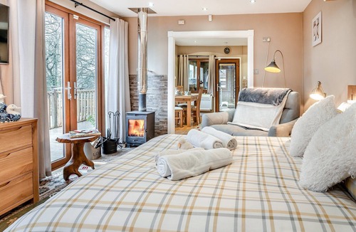 Abercarn Cottage | 1 bedroom accommodation in Cwmcarn