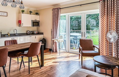 Flaxton Ski Chalet | 1 bedroom accommodation in Flaxton