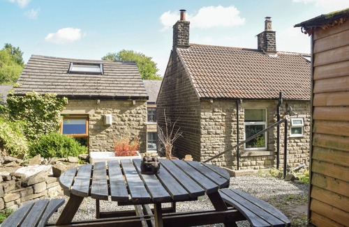 Padfield Cottage | 1 bedroom accommodation in Glossop