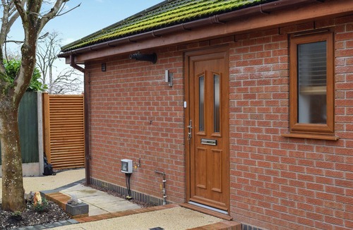 Malvern Cottage | 1 bedroom accommodation in Malvern