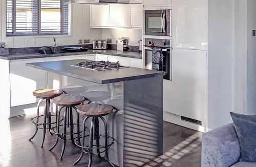 Newbury Ski Chalet | 1 bedroom accommodation in Newbury