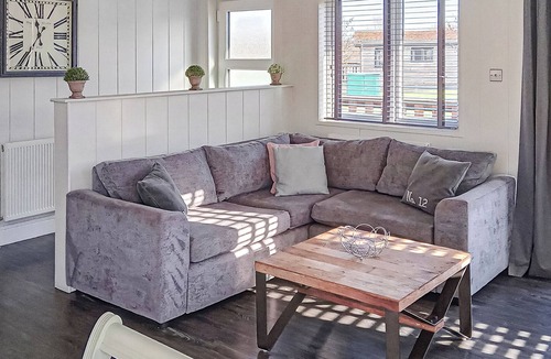 Newbury Ski Chalet | 1 bedroom accommodation in Newbury