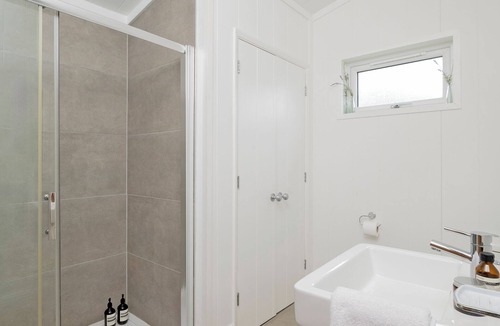 Newbury Ski Chalet | 1 bedroom accommodation in Newbury