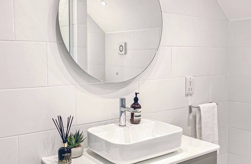 Brundall Cottage | 1 bedroom accommodation in Brundall, Norwich