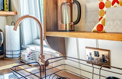 Stanton Upon Hine Heath Cottage | 1 bedroom accommodation in Telford