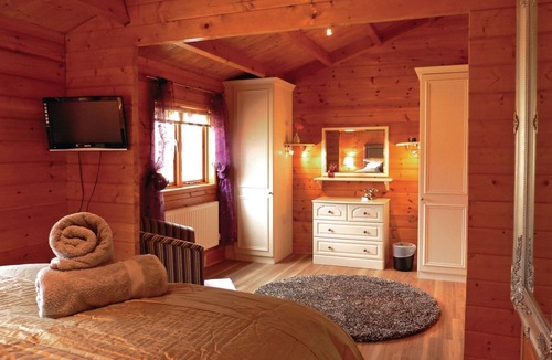 Tirabad Cabin | 1 bedroom accommodation in Llanbister, Llandrindod Wells