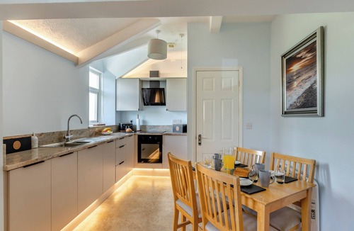 Torquay City Centre Cabin | 1 bedroom accommodation in Torquay