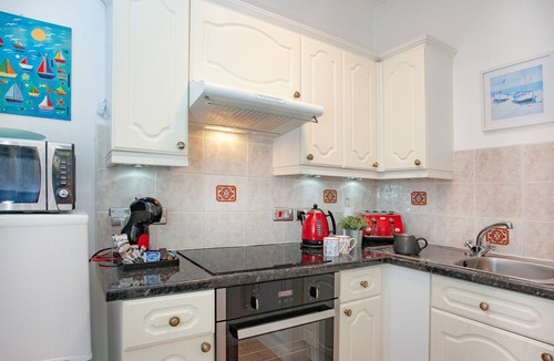 Torquay City Centre Cabin | 1 bedroom accommodation in Torquay