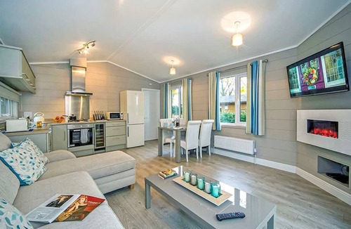 Low Catton Ski Chalet | 1 bedroom accommodation in Welburn