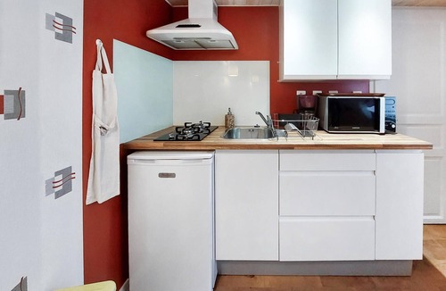 Maclas House | 1 bedroom accommodation in Maclas